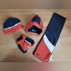 The Children's Place NWT fleece 4 pc. set size 3T-4T